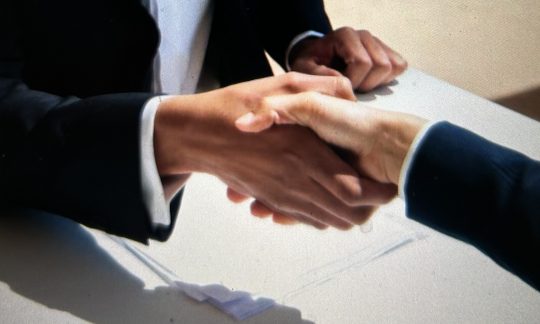 Hand shake